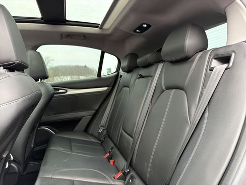 Used 2018 Alfa Romeo Stelvio Sport w/ Quick Order Package 22J Sport image 29