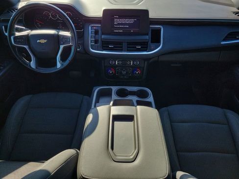Used 2022 Chevrolet Suburban LS AWD/4WD image 14