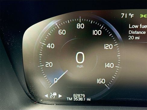 Used 2021 Volvo XC90 T6 Inscription w/ Protection Package Premier image 13