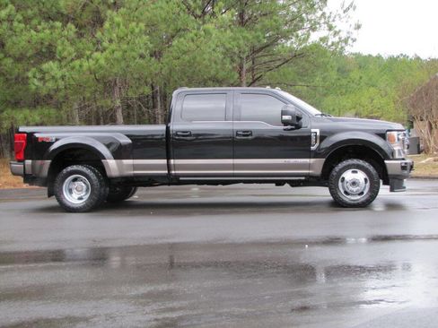 Used 2022 Ford F350 King Ranch w/ King Ranch Ultimate Package image 4