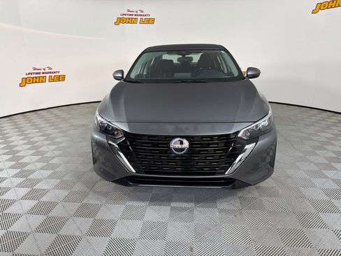 Certified 2025 Nissan Sentra SV w/ Trunk Package FWD image 9