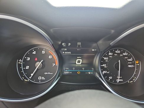 Used 2018 Alfa Romeo Stelvio Ti AWD/4WD image 16