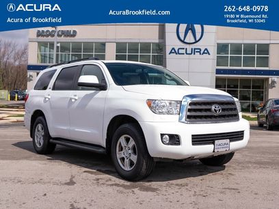 Used 2016 Toyota Sequoia SR5 w/ Premium Package