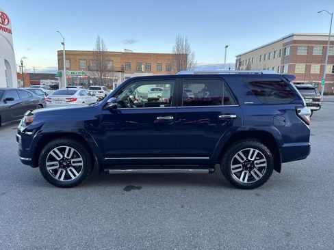 Used 2015 Toyota 4Runner Limited image 6