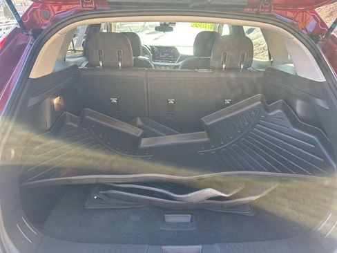 Used 2024 Chevrolet Trax LS w/ LS Convenience Package image 10