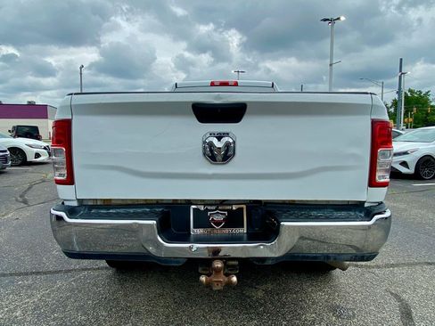 Used 2020 RAM 2500 Tradesman w/ Chrome Appearance Group RWD image 5
