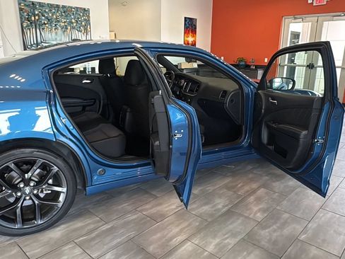 Used 2022 Dodge Charger SXT w/ Blacktop Package RWD image 16
