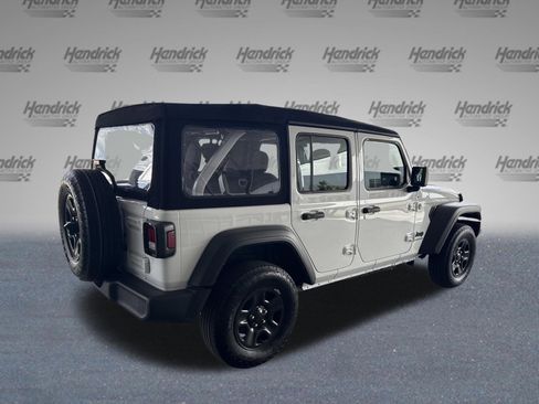 Used 2024 Jeep Wrangler Unlimited Sport AWD/4WD image 9
