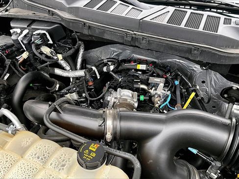 Used 2022 Ford F150 XLT w/ Equipment Group 302A High image 33