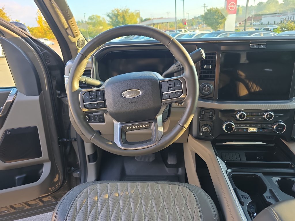 Used 2026 Ford F250 Platinum w/ Platinum Plus Package AWD/4WD image 22