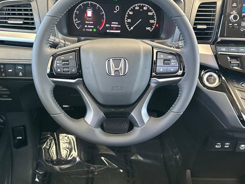 New 2026 Honda Odyssey Touring image 16