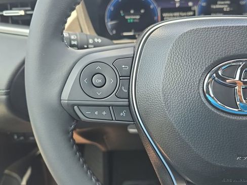 New 2026 Toyota Corolla Cross XLE FWD image 17