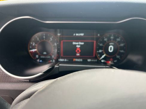 Used 2019 Ford Mustang GT Premium w/ GT Performance Package RWD image 7