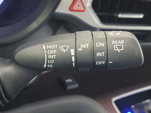 Used 2021 Toyota Sienna XLE image 31