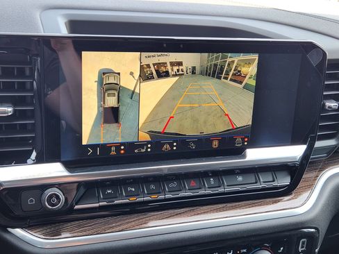 New 2026 Chevrolet Silverado 1500 LT w/ Texas Edition Plus RWD image 16