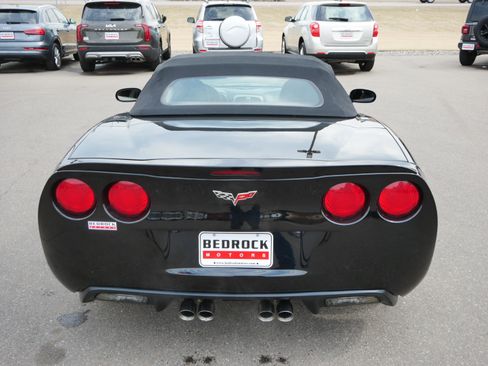 Used 2006 Chevrolet Corvette Convertible w/ Preferred Equipment Group image 10