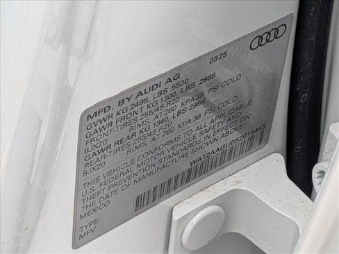 New 2025 Audi Q5 Premium Plus image 18