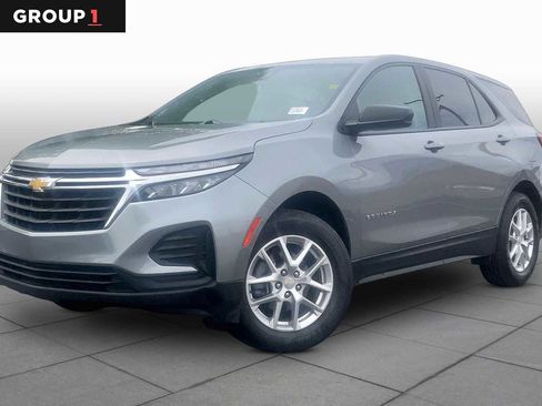 Used 2023 Chevrolet Equinox LS w/ LS Convenience Package image 1
