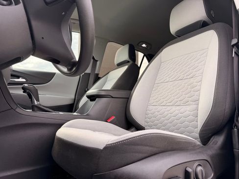 Used 2021 Chevrolet Equinox LS w/ LS Convenience Package AWD/4WD image 31