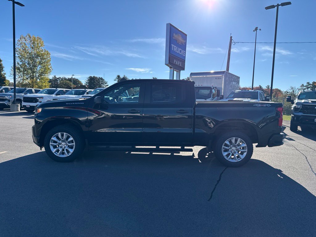 Used 2022 Chevrolet Silverado 1500 Custom AWD/4WD image 9