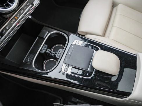 Used 2019 Mercedes-Benz A 220 image 25