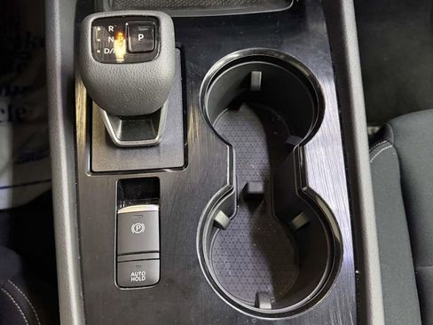 Used 2026 Nissan Rogue S AWD/4WD image 18