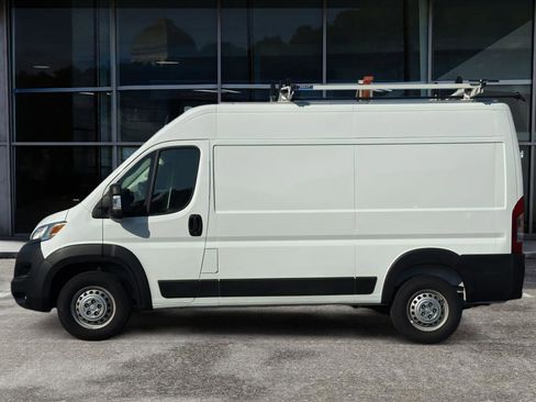 Used 2024 RAM ProMaster 2500 FWD image 8