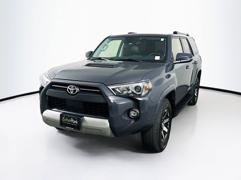 Used 2024 Toyota 4Runner TRD Off-Road Premium image 3