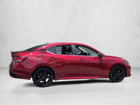 Certified 2024 Nissan Sentra SR FWD image 4