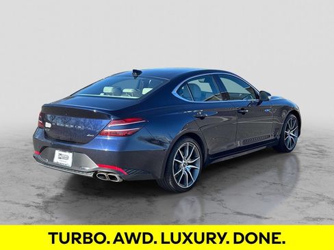 Used 2023 Genesis G70 2.0T AWD/4WD image 5