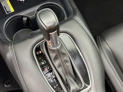Used 2023 Honda HR-V EX-L image 14