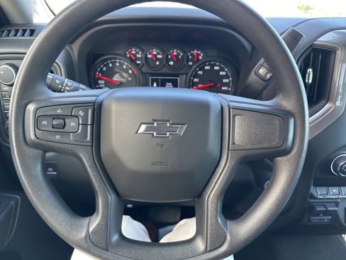 Used 2025 Chevrolet Silverado 1500 Custom Trail Boss w/ Turbomax Blackout Package image 11