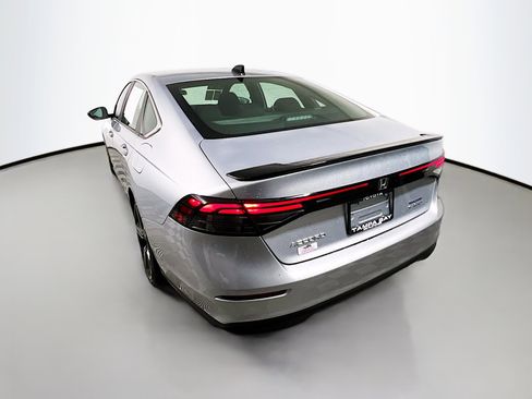 Used 2024 Honda Accord Sport image 8