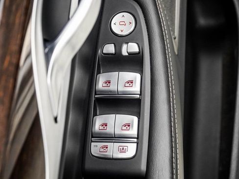 Used 2021 BMW 740i xDrive w/ M Sport Package AWD/4WD image 33