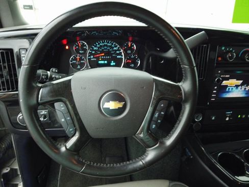 Used 2020 Chevrolet Express 2500 Extended w/ Enhanced Convenience Package image 24