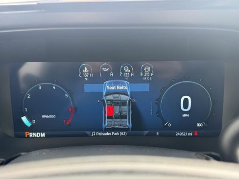 Used 2025 Ford F250 XLT w/ Black Appearance Package image 9