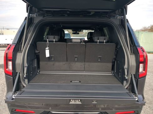 New 2026 Ford Expedition Platinum w/ Stealth Appearance Package image 11