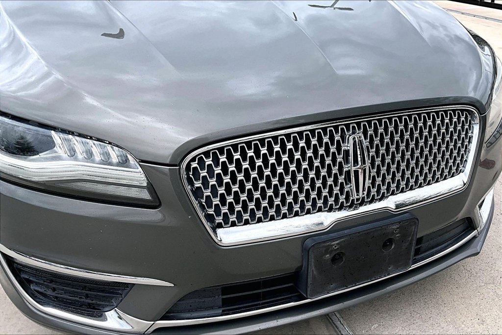 Used 2017 Lincoln MKZ Reserve FWD image 33