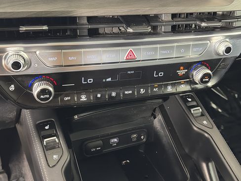 Certified 2023 Kia Telluride SX X-Line AWD/4WD image 25