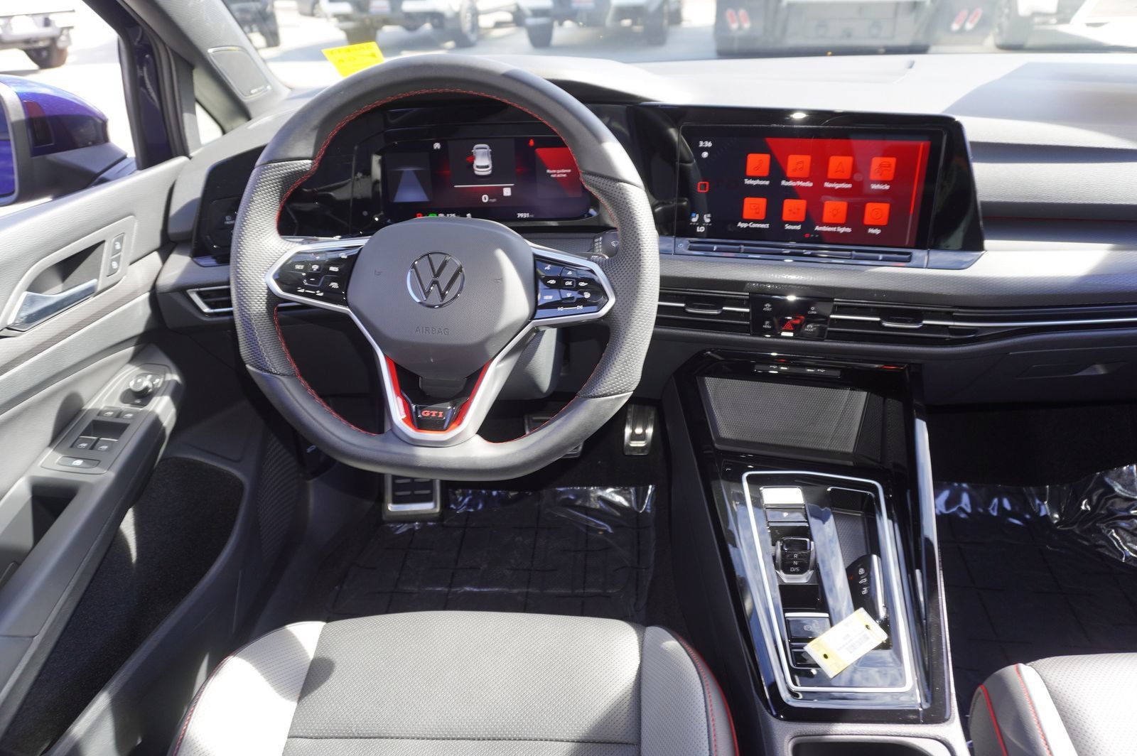 Used 2023 Volkswagen GTI SE FWD image 10