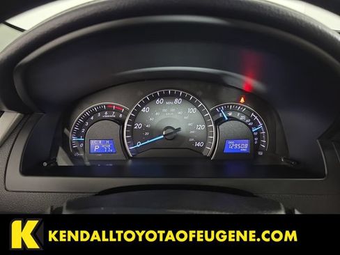 Used 2014 Toyota Camry LE FWD image 11