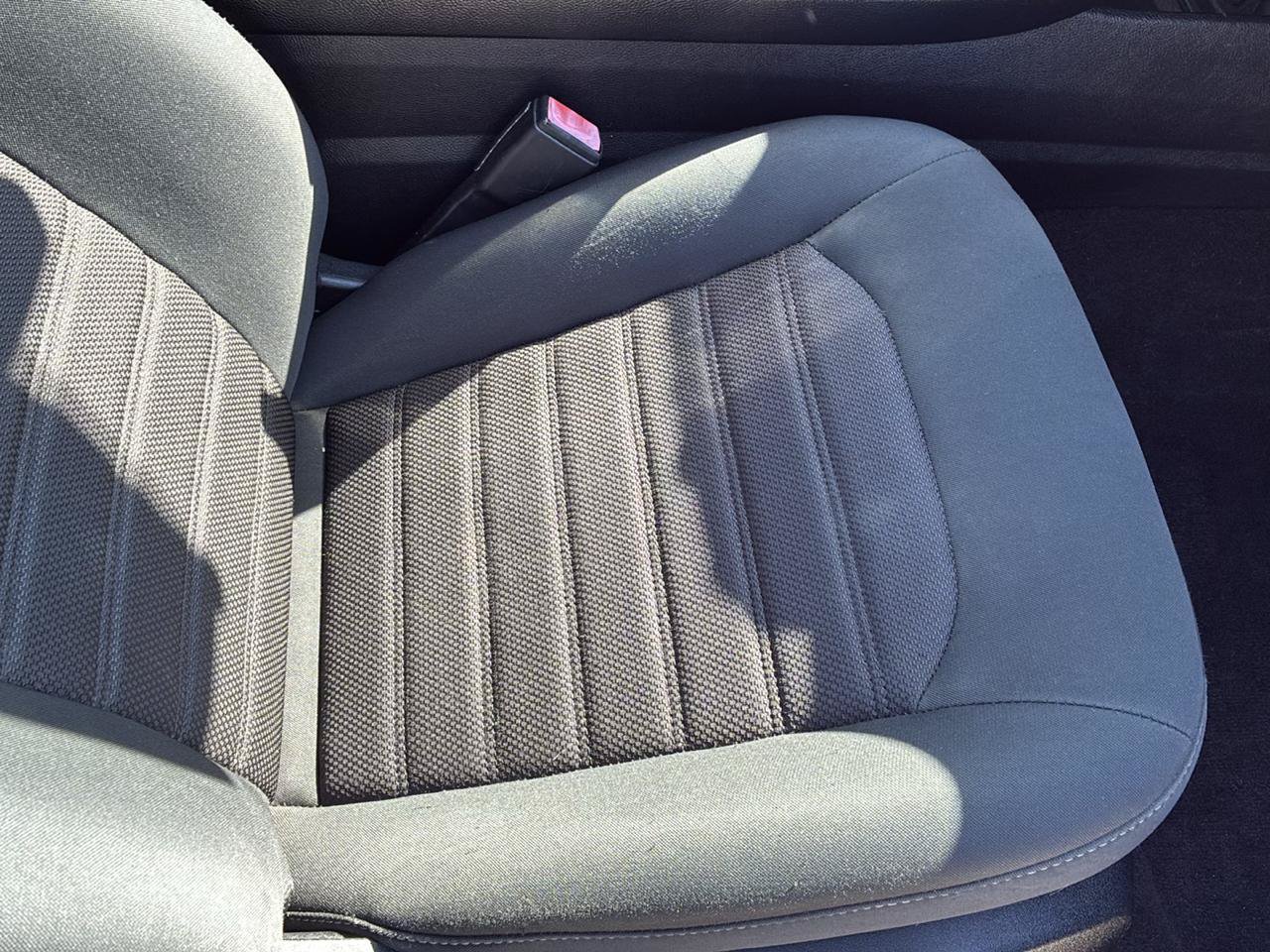 Used 2020 Ford Fusion SE FWD image 36