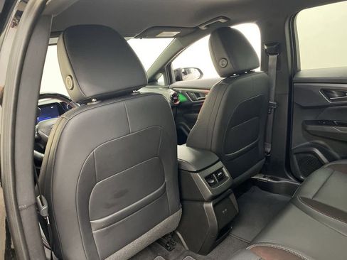 Used 2024 Chevrolet Equinox EV RS image 17