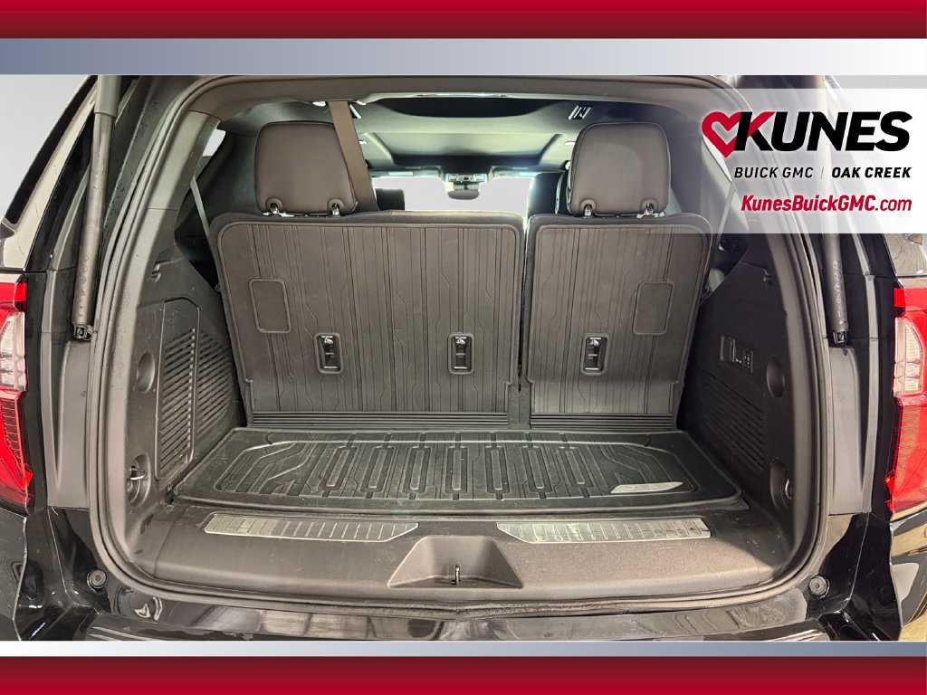 Used 2025 GMC Yukon Denali Ultimate w/ LPO, Floor Liner Package AWD/4WD image 41