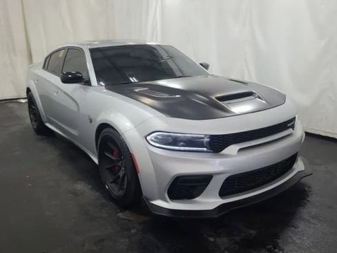Used 2023 Dodge Charger SRT Hellcat w/ Harman/Kardon Audio Group RWD image 4