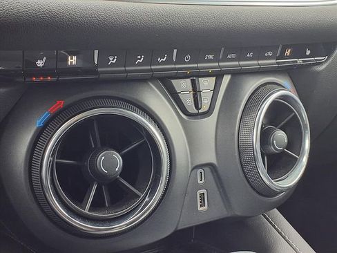 Used 2024 Chevrolet Blazer LT w/ Convenience Package image 12