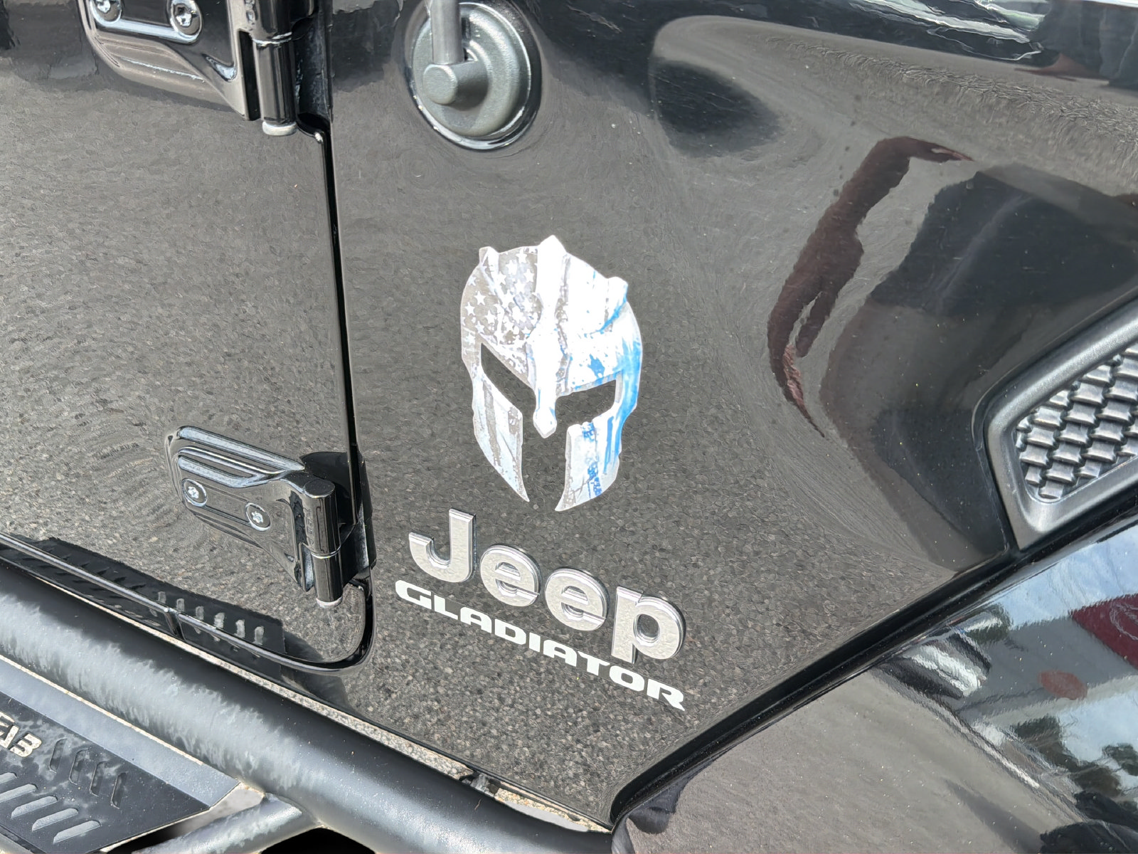 Used 2021 Jeep Gladiator Overland AWD/4WD image 36