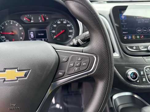 Used 2024 Chevrolet Malibu LT image 30