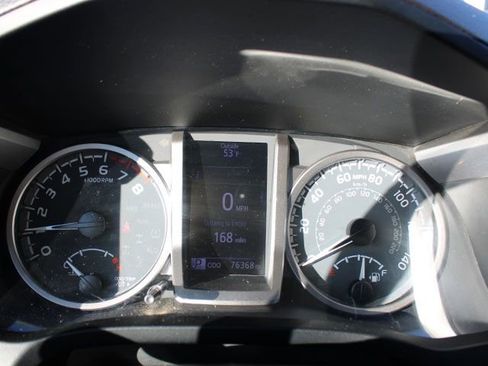 Used 2020 Toyota Tacoma Limited image 9