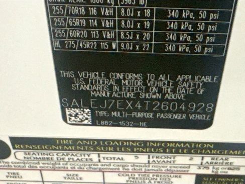 New 2026 Land Rover Defender 110 S AWD/4WD image 32